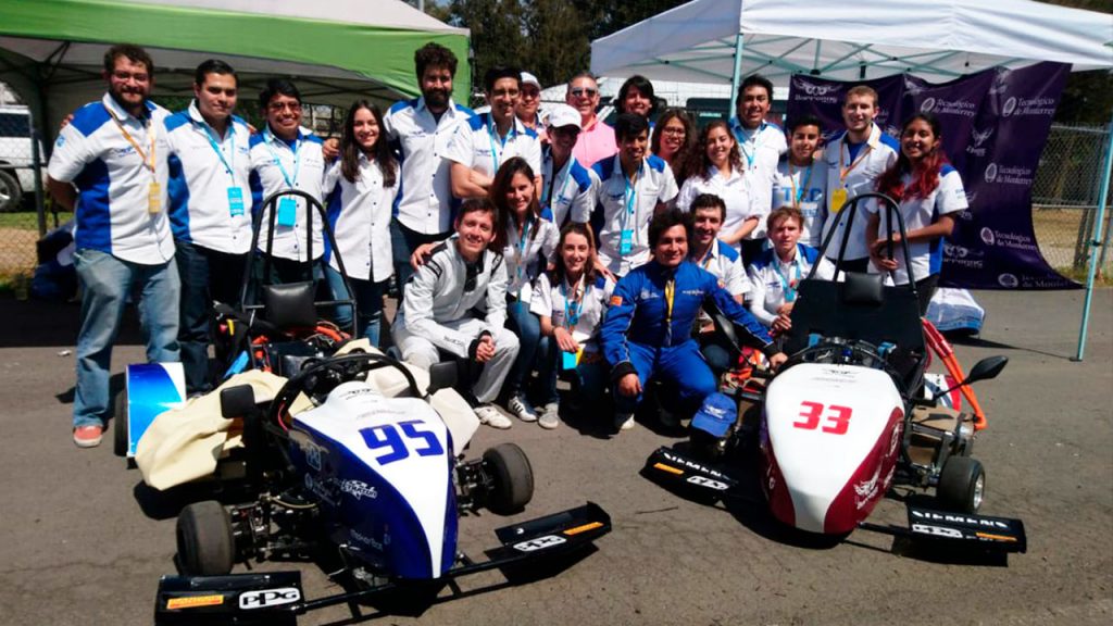 Escudería Borregos del ITESM CCM utiliza impresión 3D de MakerBot