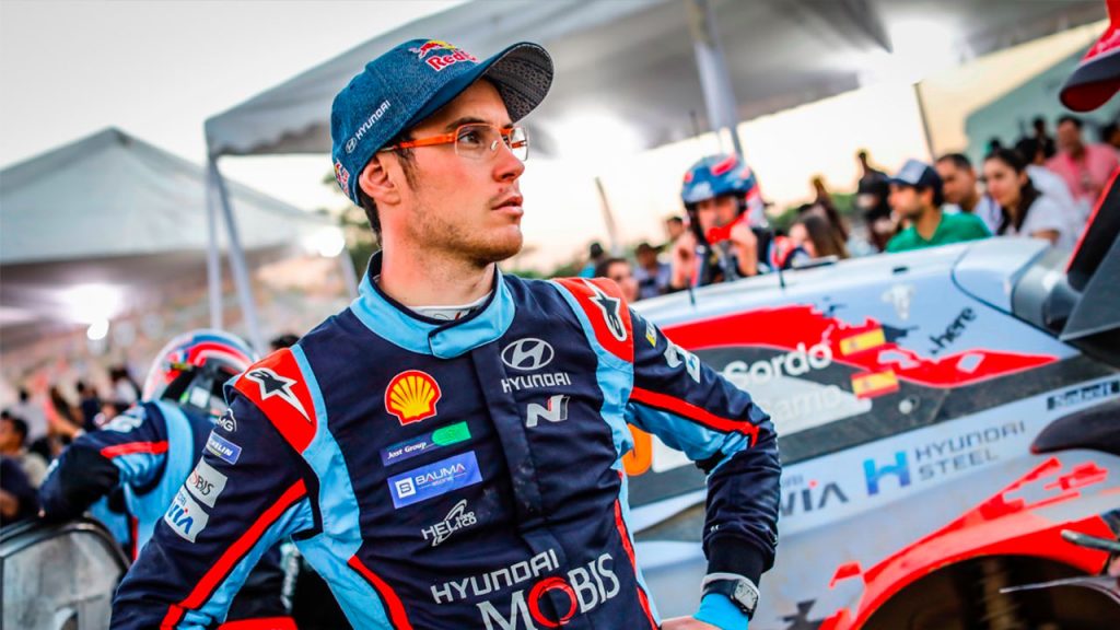 Neuville consigue su segundo podio del año en el WRC
