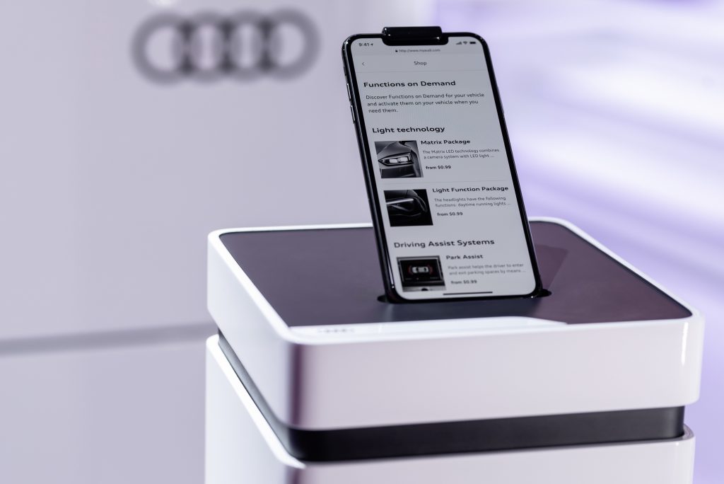 Audi e-tron nos permite adquirir funciones on-demand.