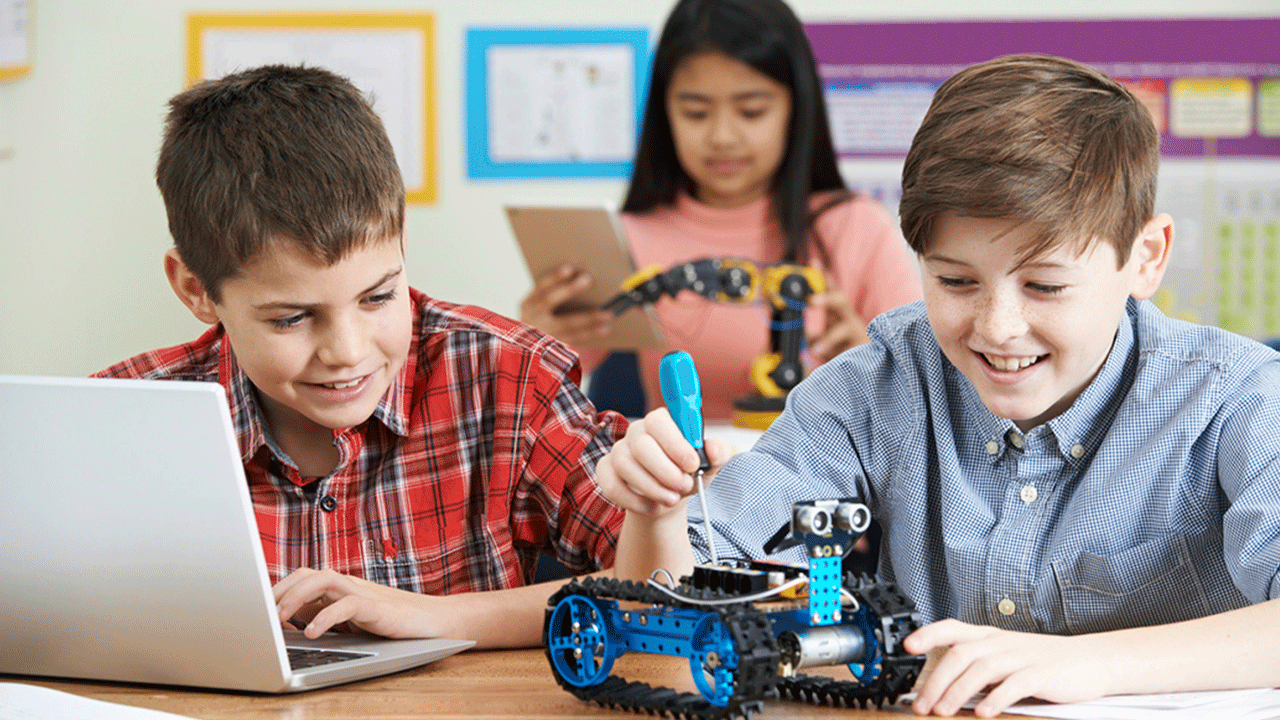 RobotiX Faire feria tecnología