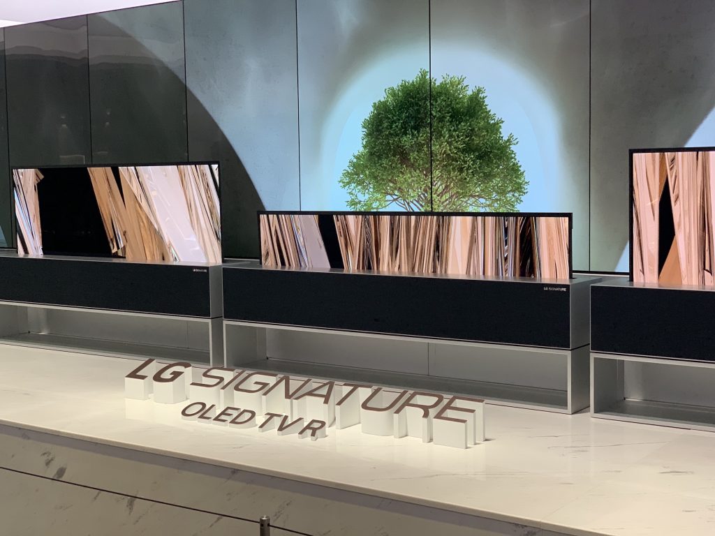 LG Signature OLED TV R