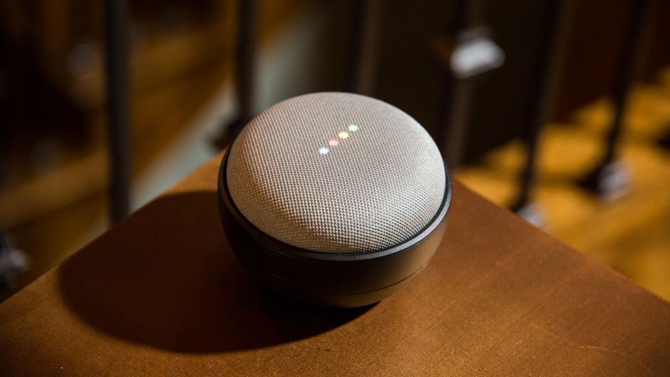 Google Nest Mini.