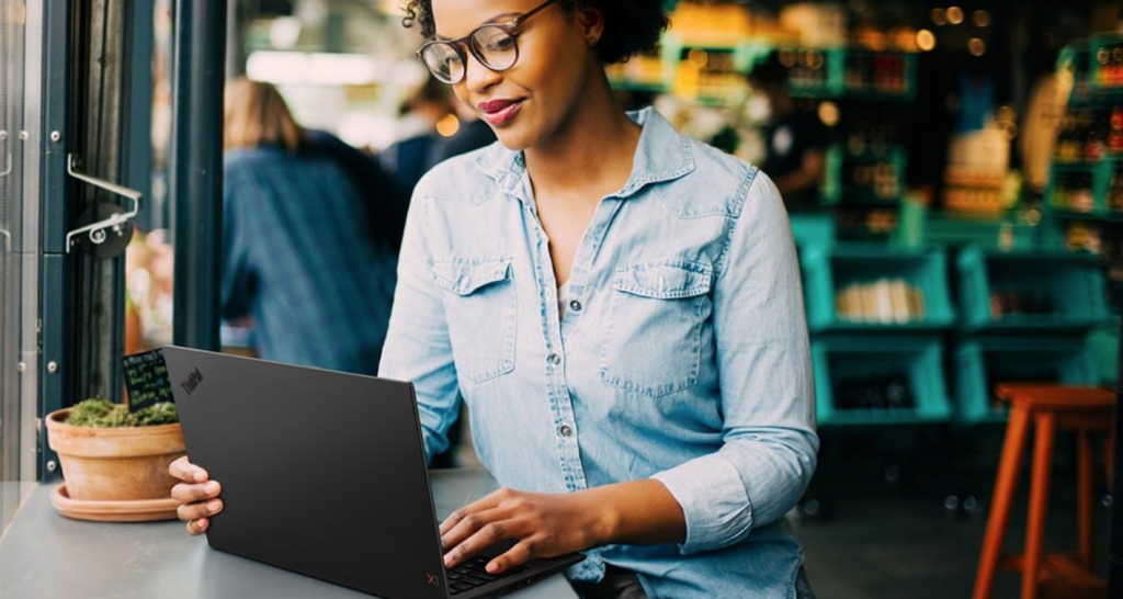 Lenovo™ continúa cosechando éxito